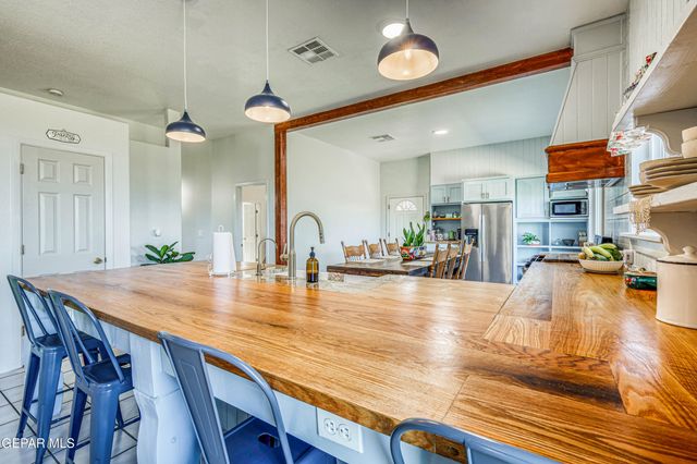 10 Calle de Tonantzin, La Mesa, NM 88044