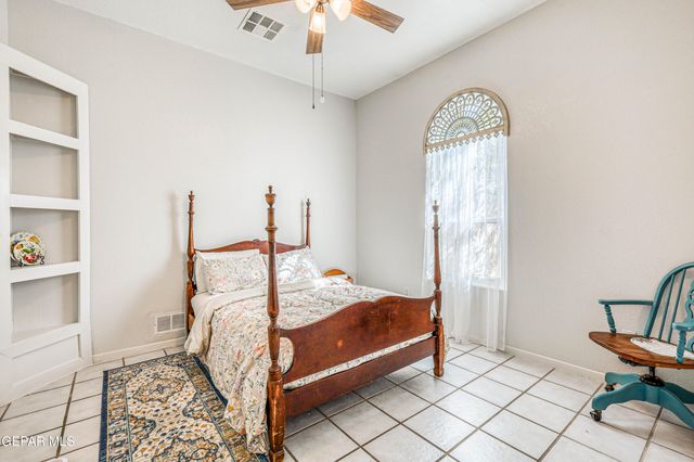 10 Calle de Tonantzin, La Mesa, NM 88044