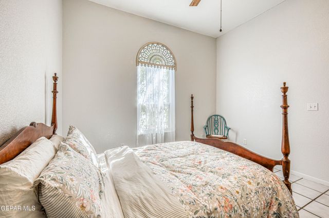 10 Calle de Tonantzin, La Mesa, NM 88044