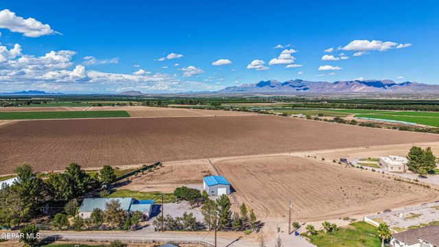 10 Calle de Tonantzin, La Mesa, NM 88044