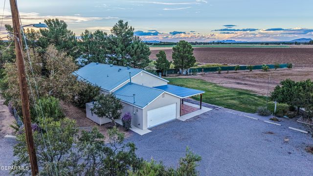 10 Calle de Tonantzin, La Mesa, NM 88044