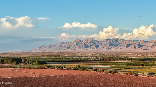 10 Calle de Tonantzin, La Mesa, NM 88044