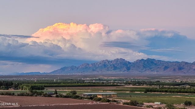 10 Calle de Tonantzin, La Mesa, NM 88044