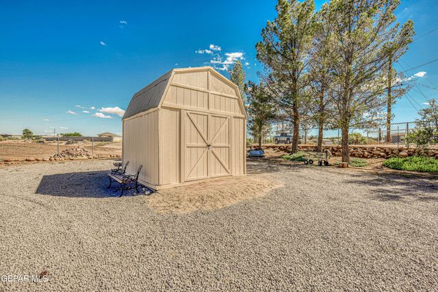 10 Calle de Tonantzin, La Mesa, NM 88044