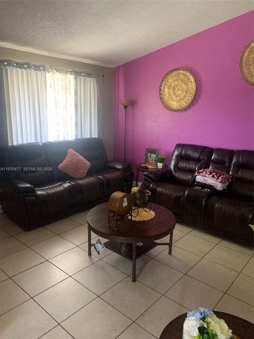 300 Nottingham Cir J, Green Acres, FL 33463