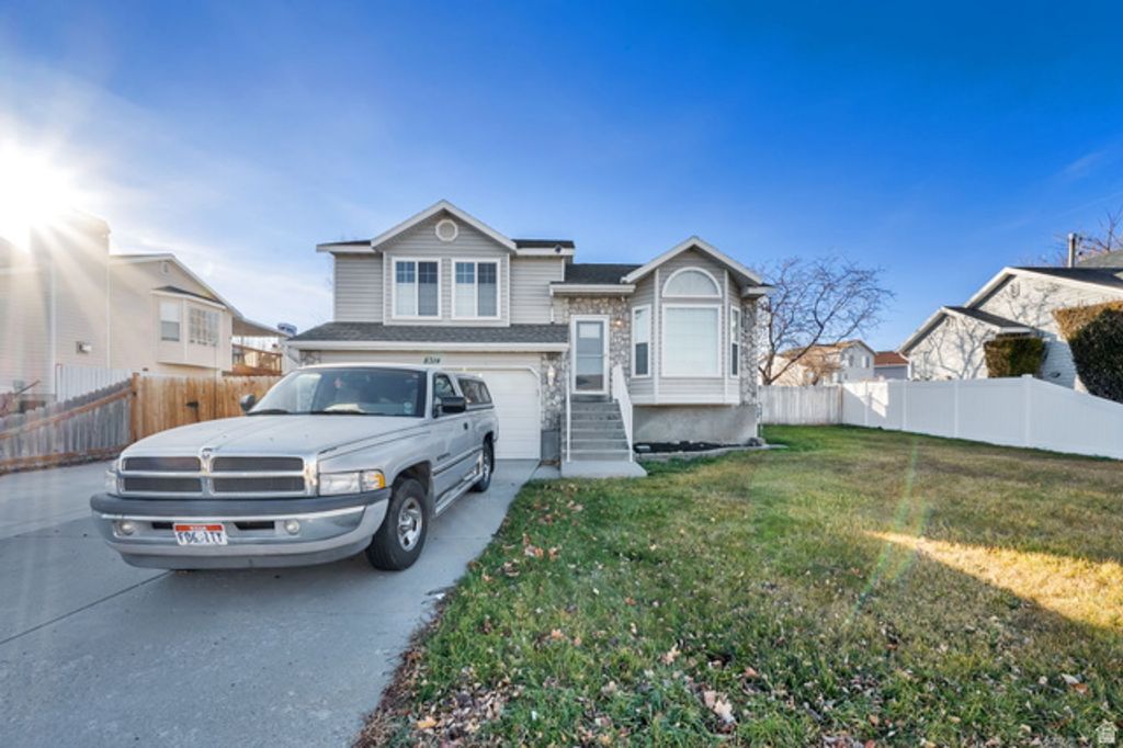 8314 S ETUDE DR, West Jordan, UT 84088