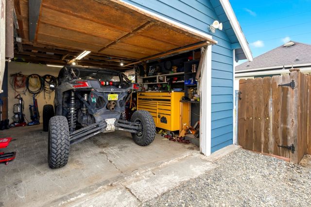 6504 S G Street, Tacoma, WA 98408