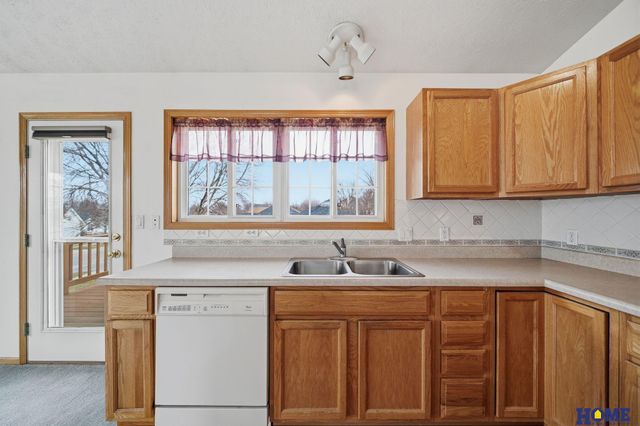 2838 Whitlock Road, Lincoln, NE 68516