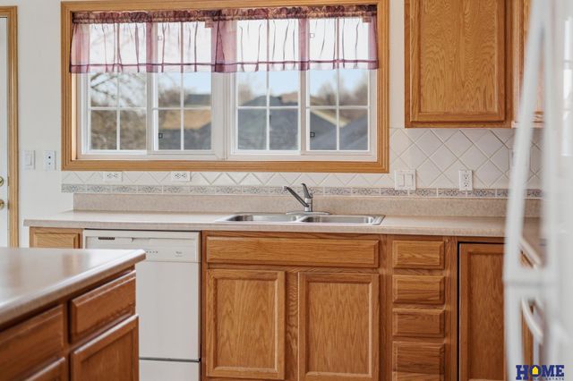 2838 Whitlock Road, Lincoln, NE 68516