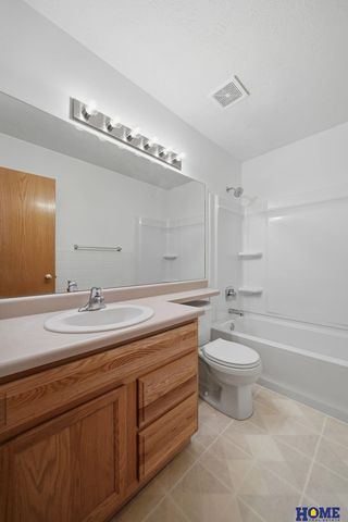 2838 Whitlock Road, Lincoln, NE 68516