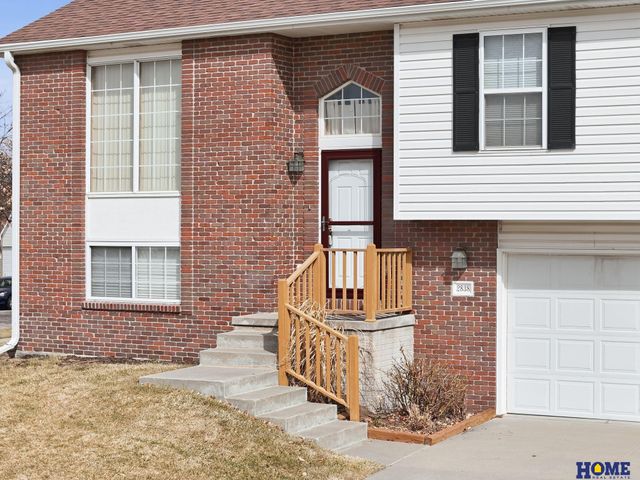 2838 Whitlock Road, Lincoln, NE 68516