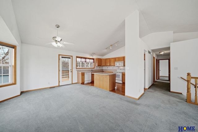 2838 Whitlock Road, Lincoln, NE 68516