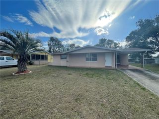 8 Rose Avenue, Beverly Hills, FL 34465