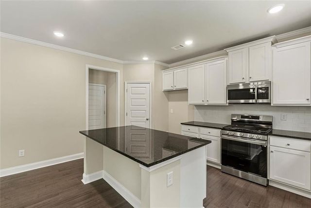 151 Hinton Farm Way, Dacula, GA 30019