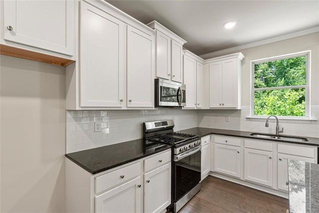 151 Hinton Farm Way, Dacula, GA 30019