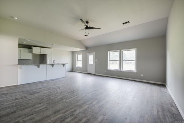 107 LLOYD HENDERSON Road, Beebe, AR 72012