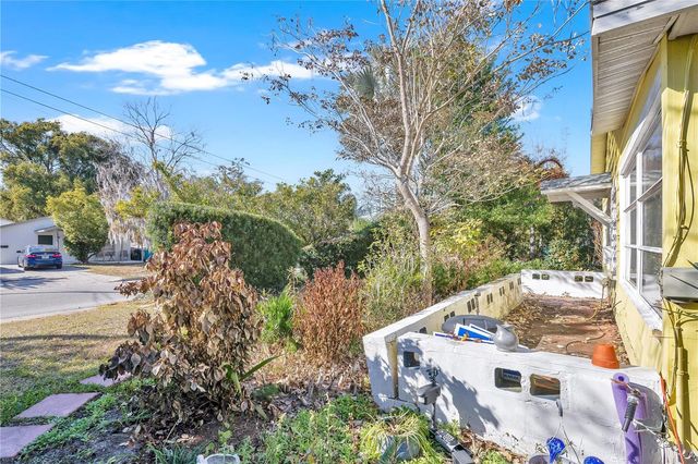 2413 CENTER AVENUE, Orlando, FL 32806