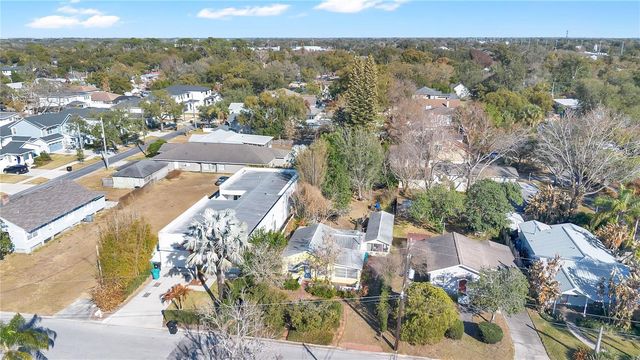 2413 CENTER AVENUE, Orlando, FL 32806