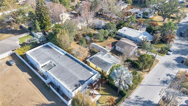 2413 CENTER AVENUE, Orlando, FL 32806