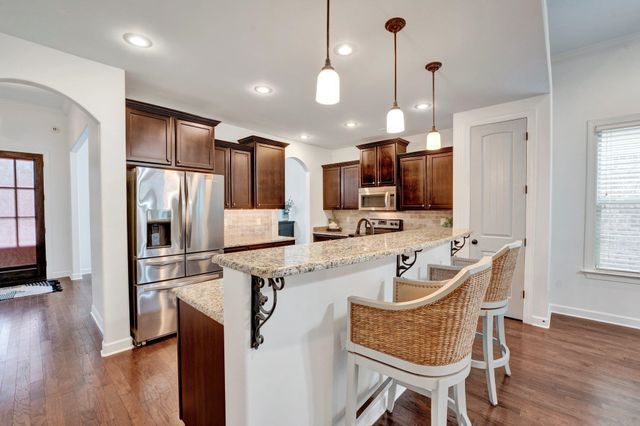 1965 ROCHELLE LN, Cordova, TN 38016