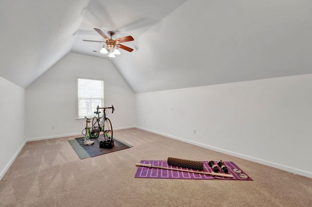 1965 ROCHELLE LN, Cordova, TN 38016