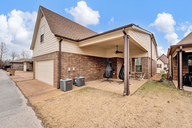 1965 ROCHELLE LN, Cordova, TN 38016