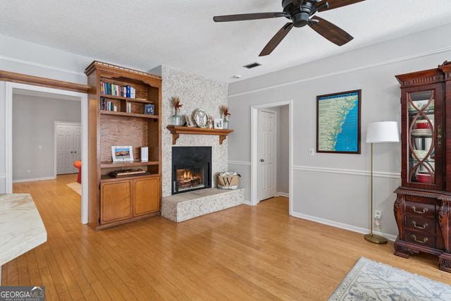 104 Marsh Oak Lane, Brunswick, GA 31525