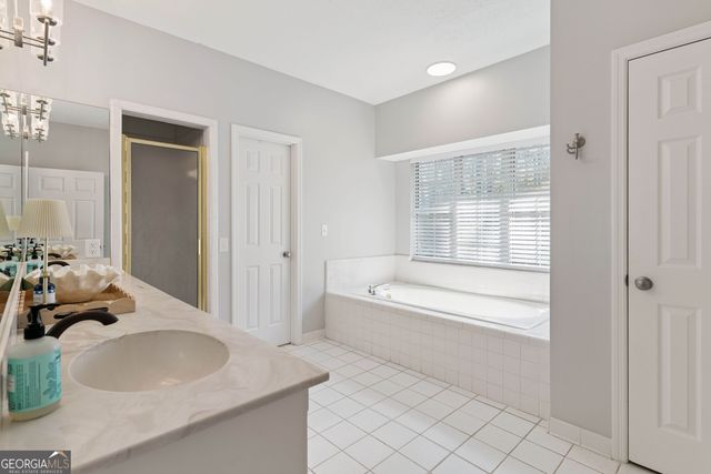 104 Marsh Oak Lane, Brunswick, GA 31525