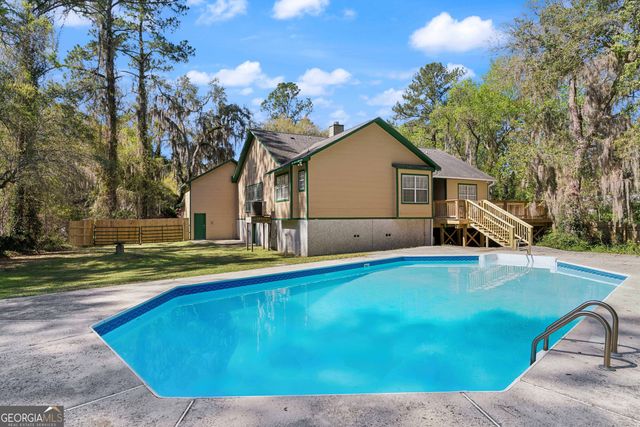 104 Marsh Oak Lane, Brunswick, GA 31525