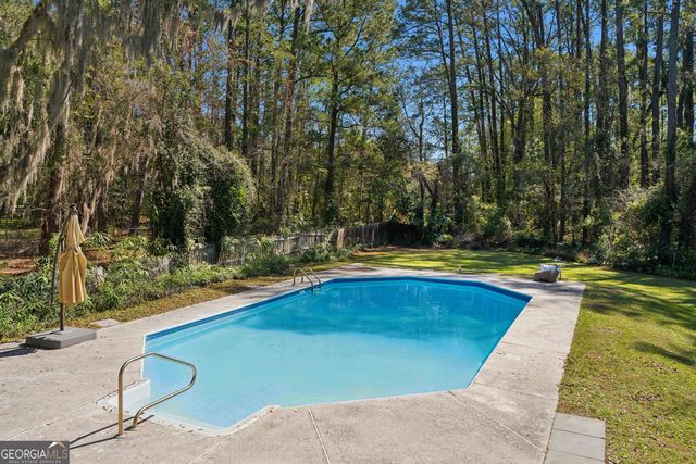 104 Marsh Oak Lane, Brunswick, GA 31525