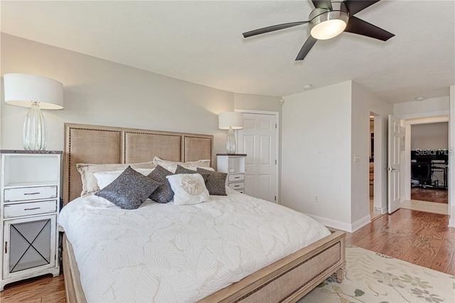 7692 COVE TERRACE, Sarasota, FL 34231