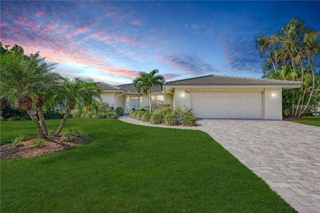 7692 COVE TERRACE, Sarasota, FL 34231