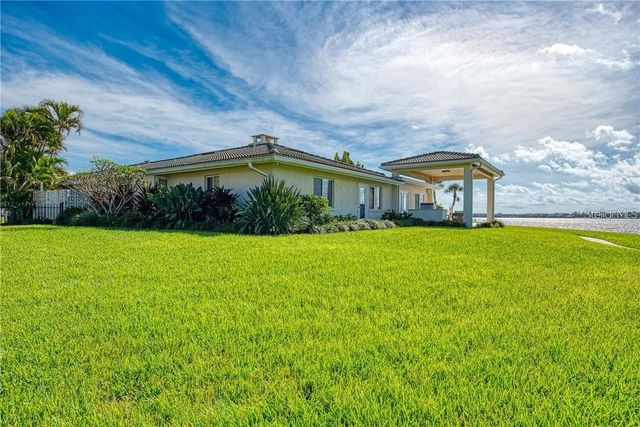 7692 COVE TERRACE, Sarasota, FL 34231