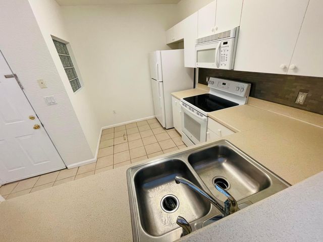 1055 Golden Lakes Boulevard 212, West Palm Beach, FL 33411