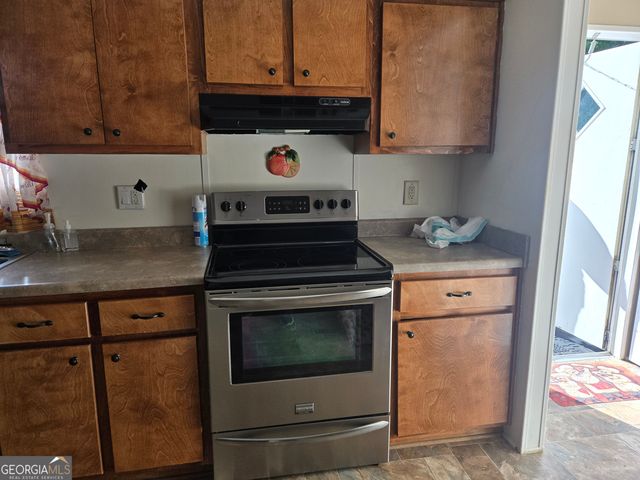160 Shadowmore Drive, Zebulon, GA 30295