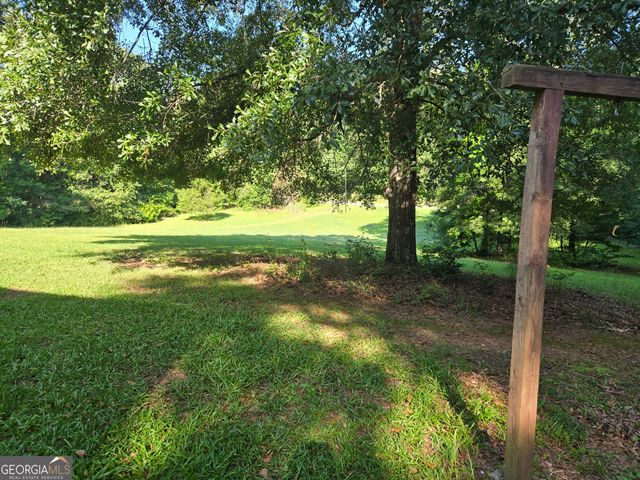 160 Shadowmore Drive, Zebulon, GA 30295