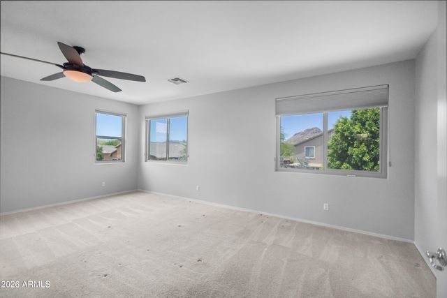 8352 W MOLLY Lane, Peoria, AZ 85383