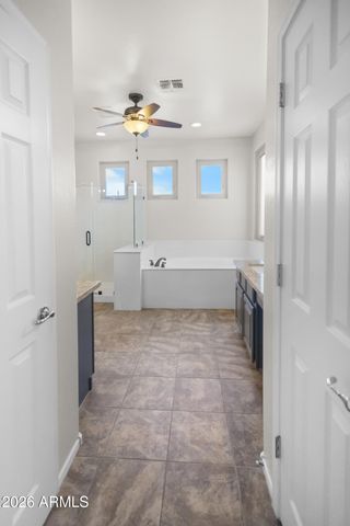 8352 W MOLLY Lane, Peoria, AZ 85383
