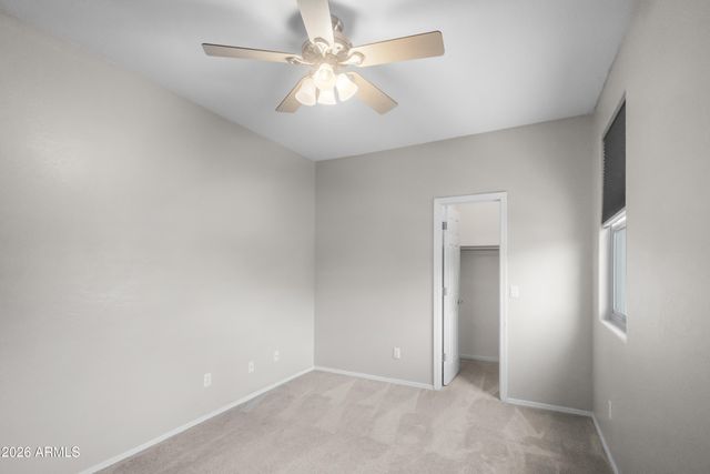 8352 W MOLLY Lane, Peoria, AZ 85383