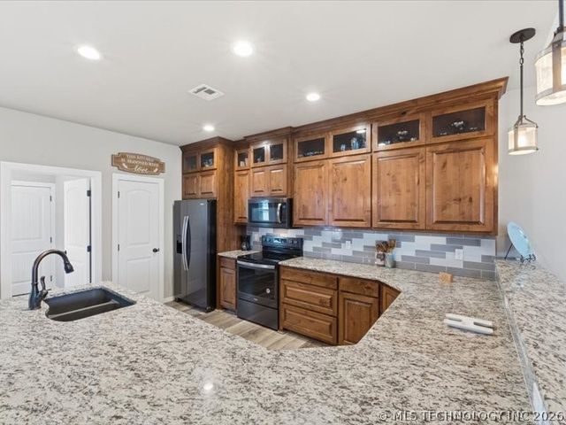 13800 Pease Lane, Skiatook, OK 74070