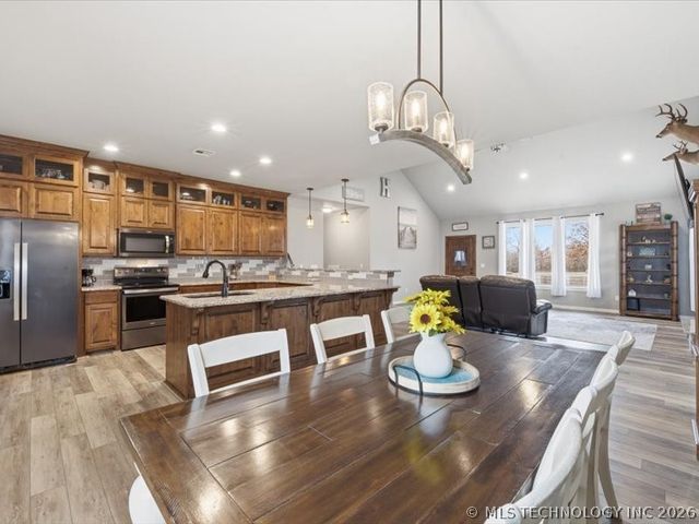 13800 Pease Lane, Skiatook, OK 74070