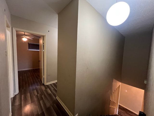 1009 Towne Lake Dr, Longview, TX 75601