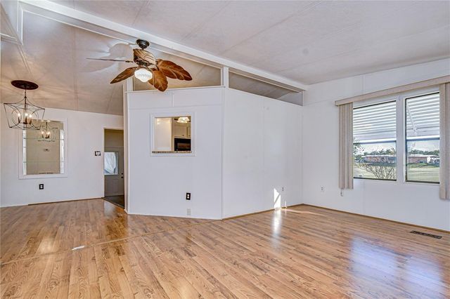 5438 ANTIGUA DRIVE, Zephyrhills, FL 33541