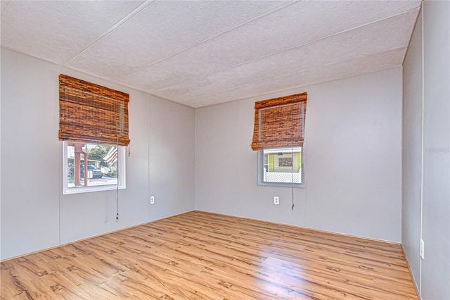 5438 ANTIGUA DRIVE, Zephyrhills, FL 33541