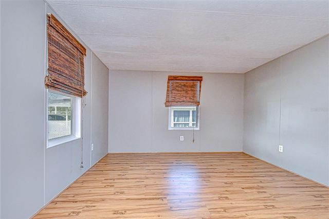 5438 ANTIGUA DRIVE, Zephyrhills, FL 33541