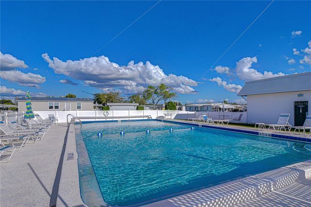 5438 ANTIGUA DRIVE, Zephyrhills, FL 33541