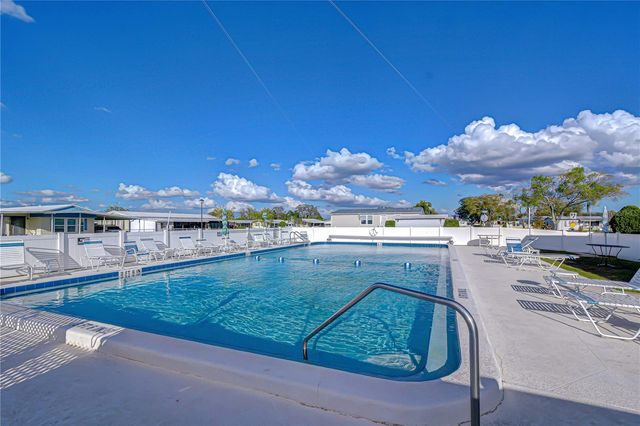 5438 ANTIGUA DRIVE, Zephyrhills, FL 33541