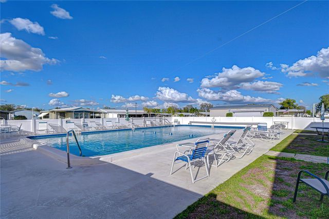 5438 ANTIGUA DRIVE, Zephyrhills, FL 33541