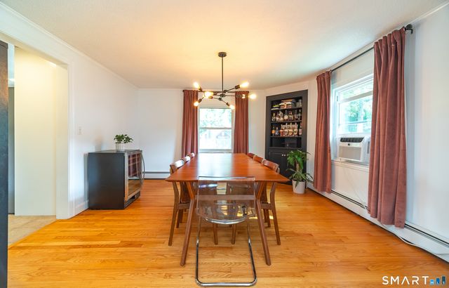 137 Mohawk Drive, West Hartford, CT 06117