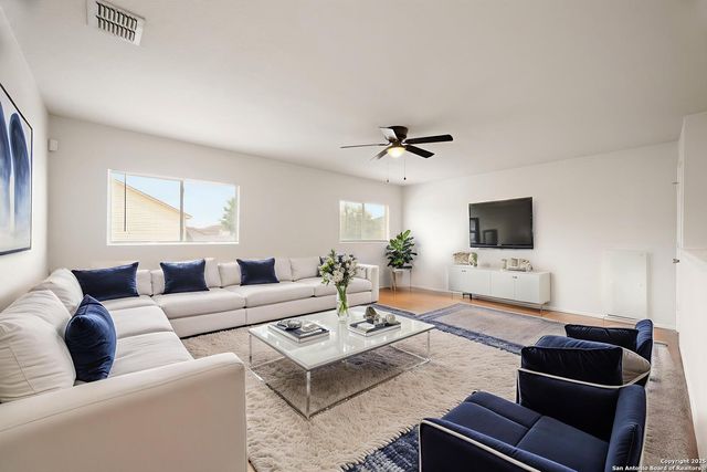 2602 Skybound, San Antonio, TX 78245